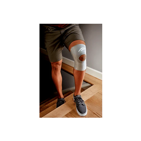 Futuro Comfort Knee Support with Stabilisers - Image 5
