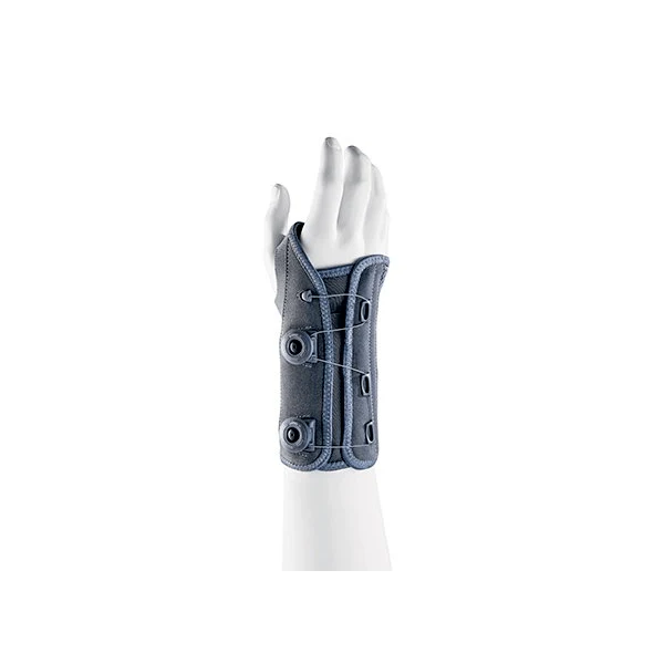 Futuro Custom Fit Wrist Brace Right Hand - Adjustable - Image 2