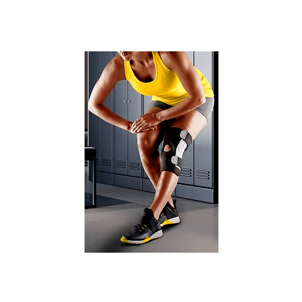 Futuro Performance Knee Stabiliser - Adjustable - Image 2