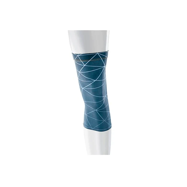 Futuro Performance Compression Knee Sleeve - Image 3